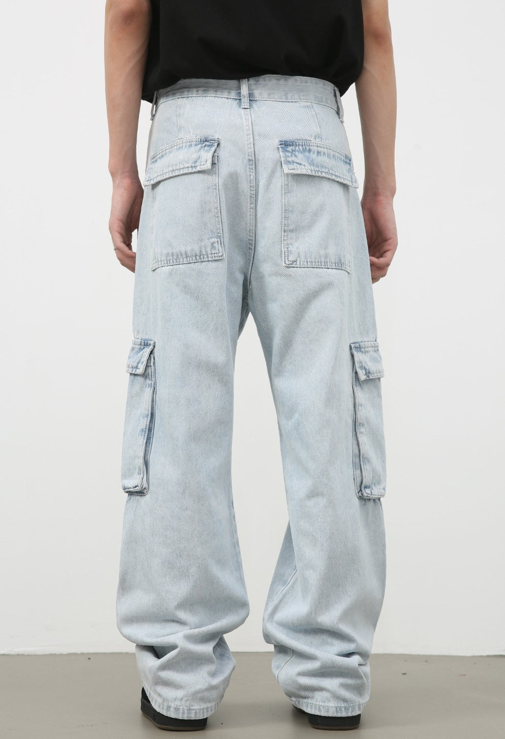 Retro Washed Light Blue Cargo Jeans Male