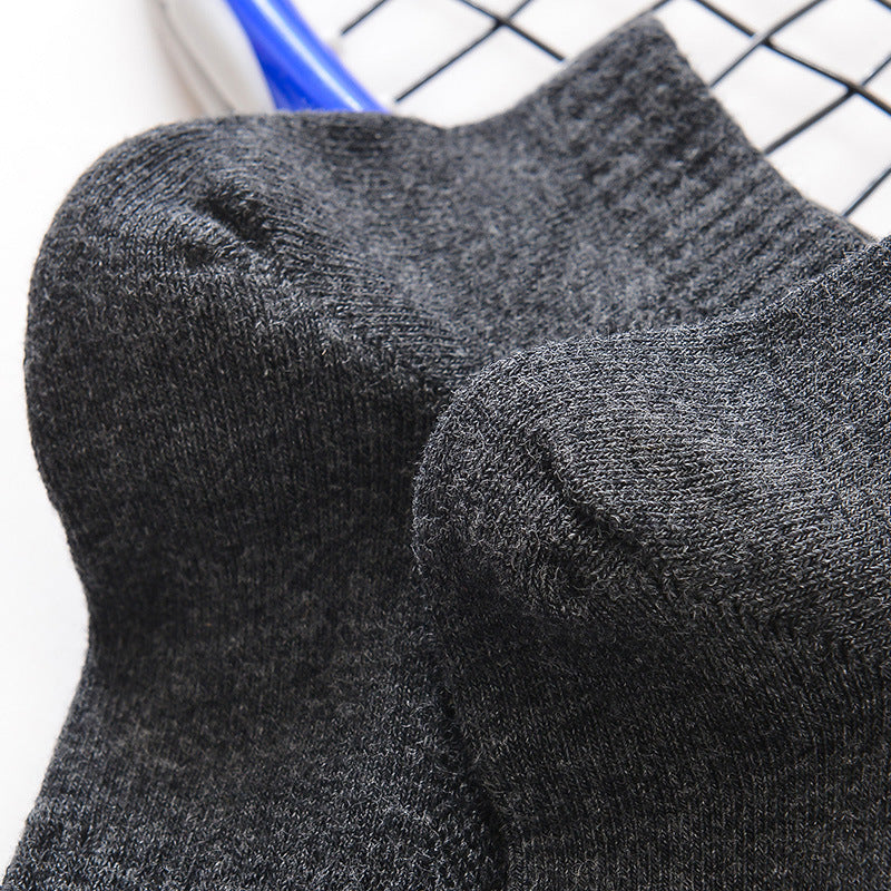 Sweat-absorbent Thick Black Antibacterial Men's Combed Cotton Socks